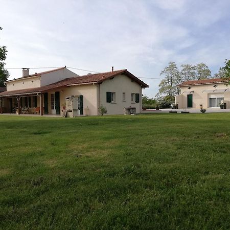 La Mancine Laulan Panzió Jau-Dignac-et-Loirac Kültér fotó